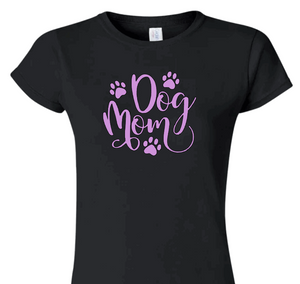 The “Dog Mom” T-Shirt